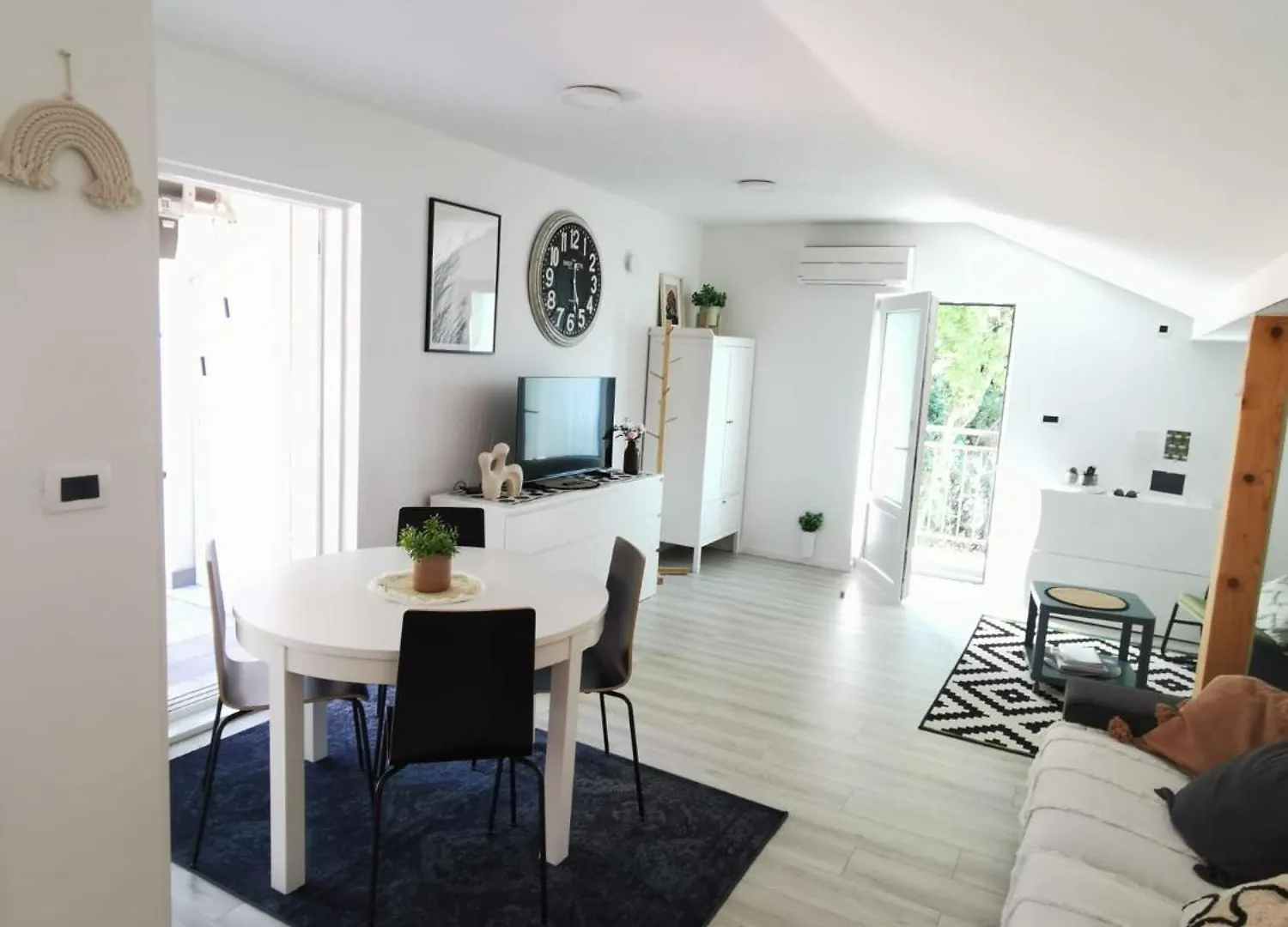 Close To City Far From Crowd Apartment Rijeka