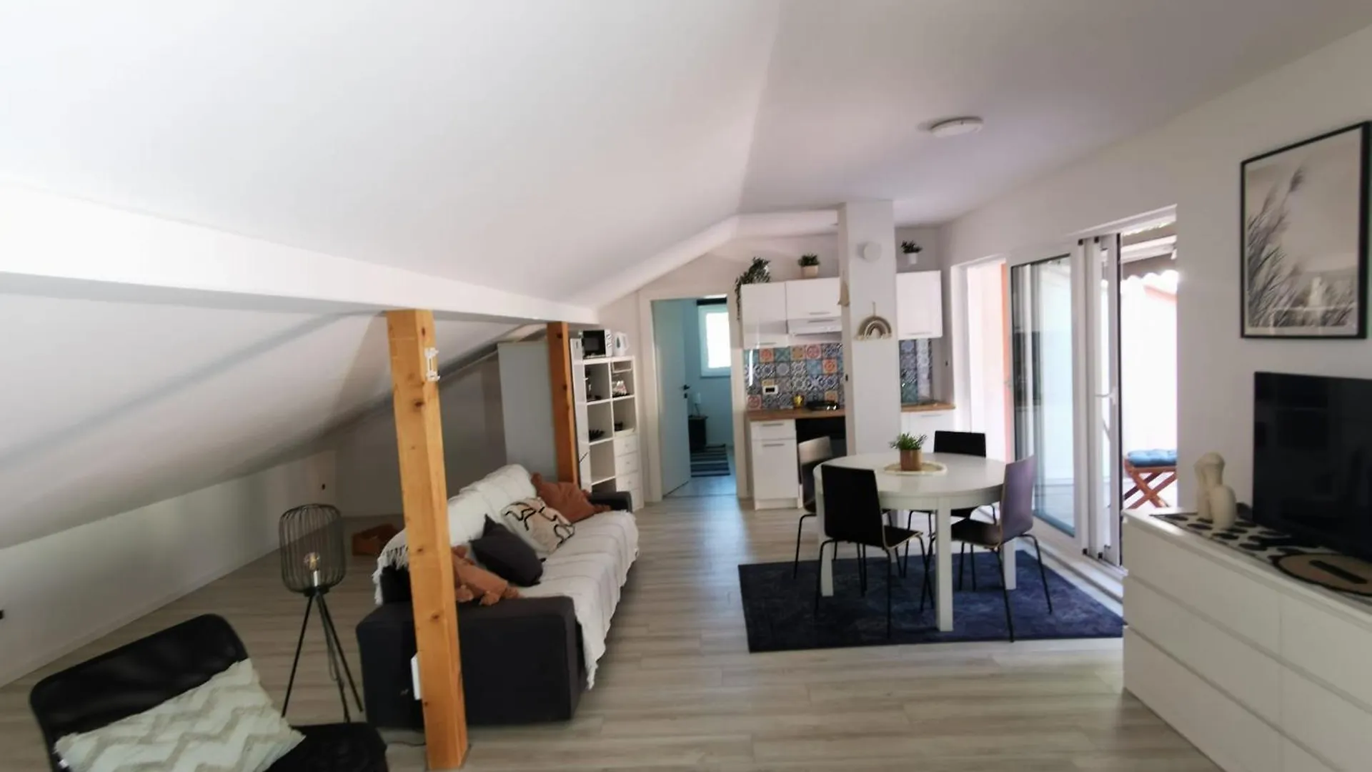 Close To City Far From Crowd Apartment Rijeka